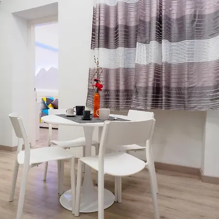 Plebiscito Holidays * Naples